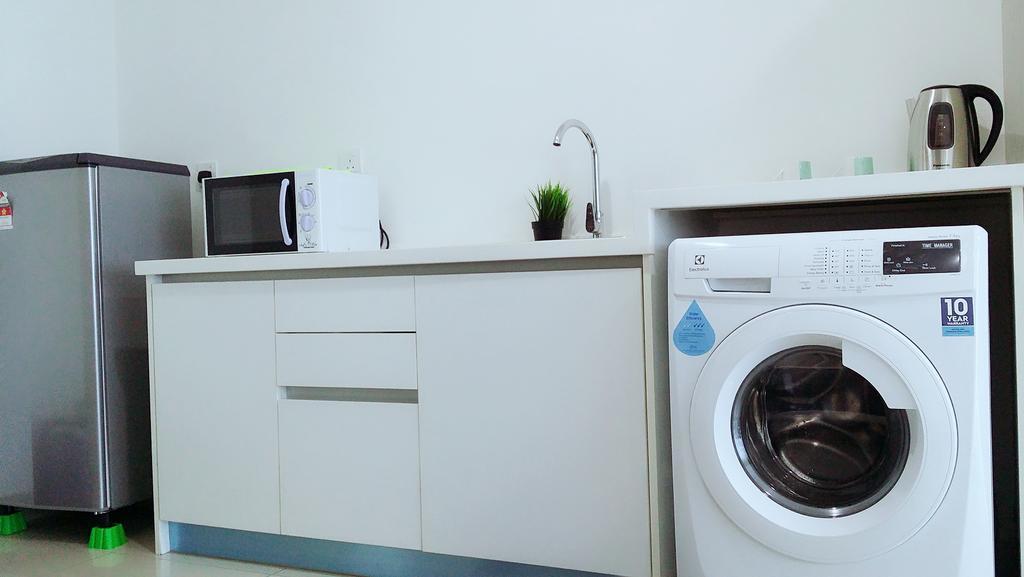 Miko'S Studio At Trefoil Setia Alam Apartman Kültér fotó